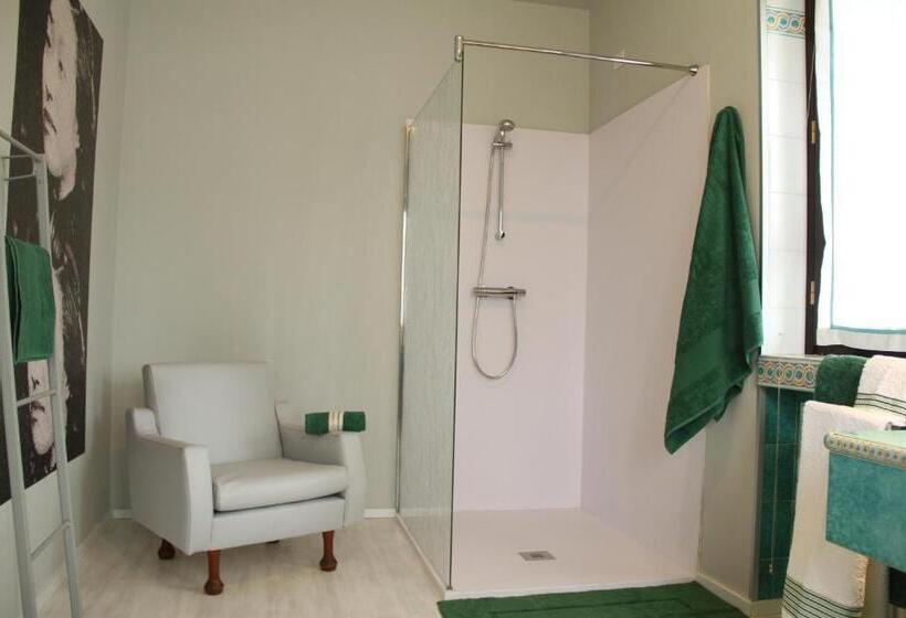 مبيت وإفطار Tenuta Adriana