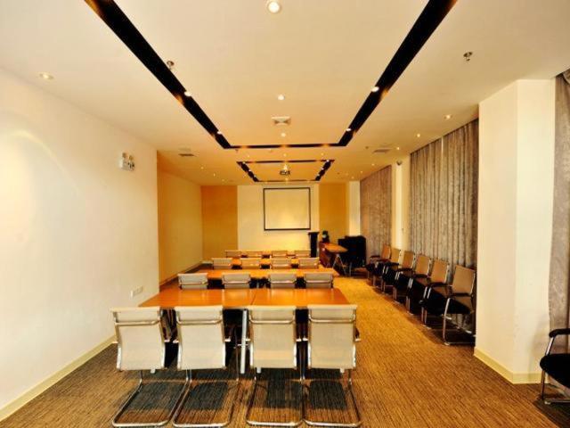 ホテル Jinjiang Inn Daqing Honggang