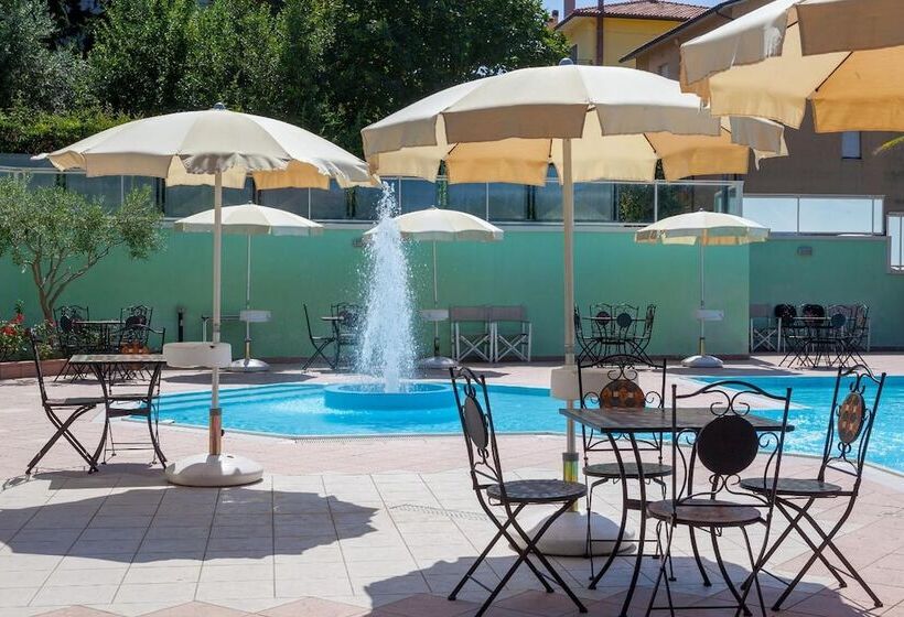 فندق La Cantinella