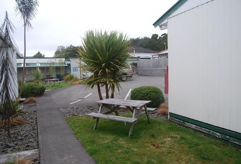 فندق صغير The Ohakune Central Motels