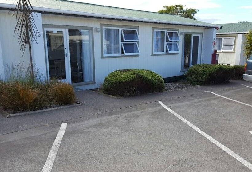 فندق صغير The Ohakune Central Motels
