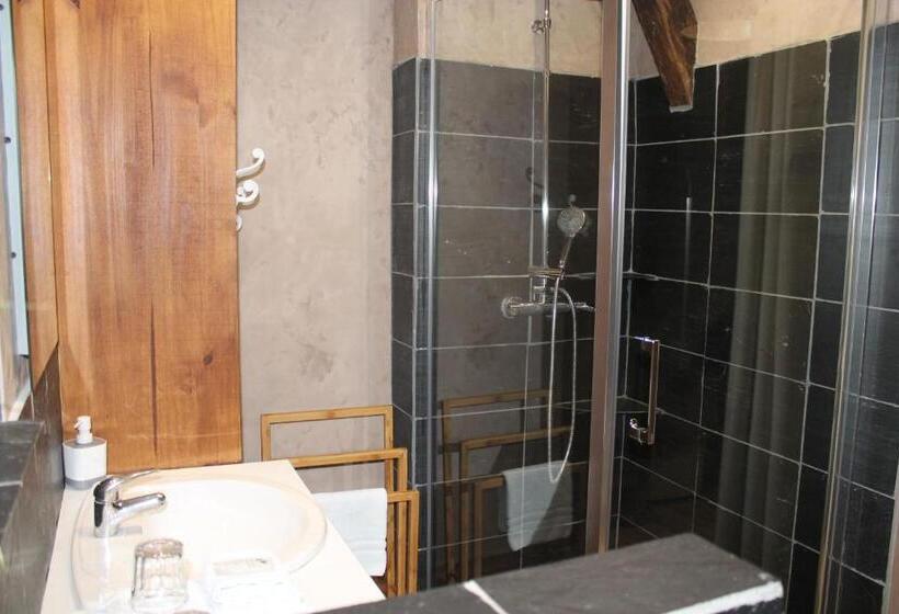 تختخواب و صبحانه Côté Chambres