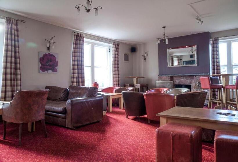 Отель Crofters Lodge