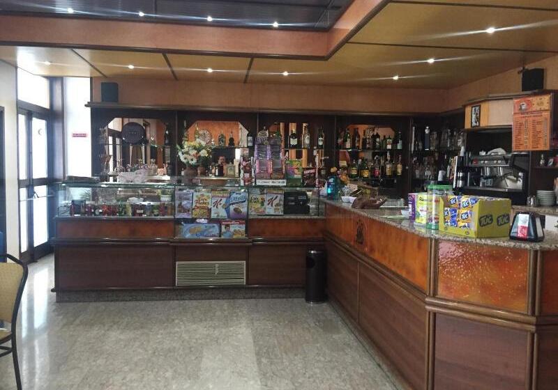 فندق Vallisdea