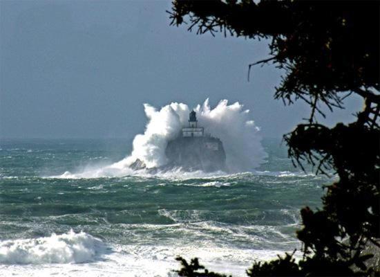 تختخواب و صبحانه Arch Cape Inn And Retreat