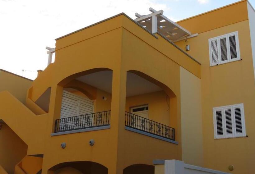 مبيت وإفطار Mare Del Sud