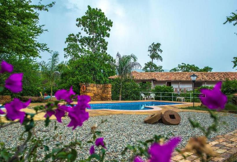 هتل Hacienda Macedonia