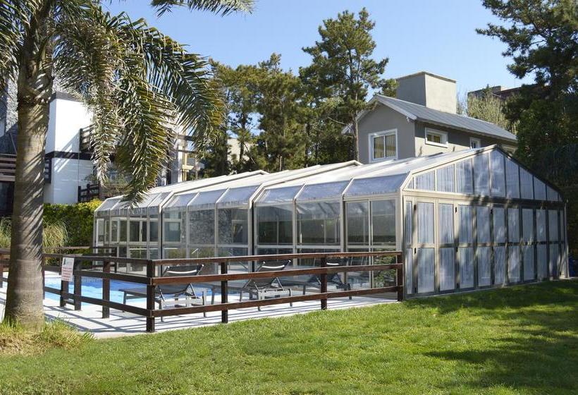 استراحتگاه Careyes Villa De Mar & Spa