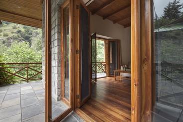 استراحتگاه Zone Connect Manali