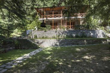 استراحتگاه Zone Connect Manali