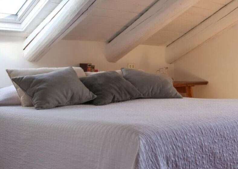 تختخواب و صبحانه Casa Tentoni   Guest House