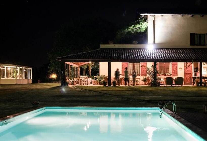 تختخواب و صبحانه Casa Tentoni   Guest House