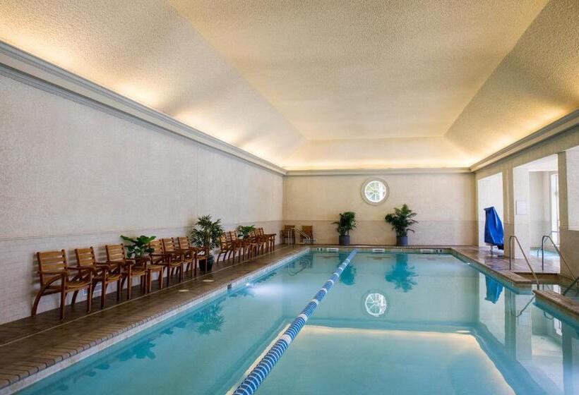 Griffin Hotel, An Official Colonial Williamsburg