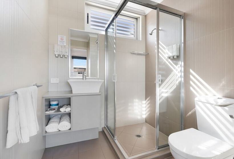 모텔 Smart Stayzzz Inns