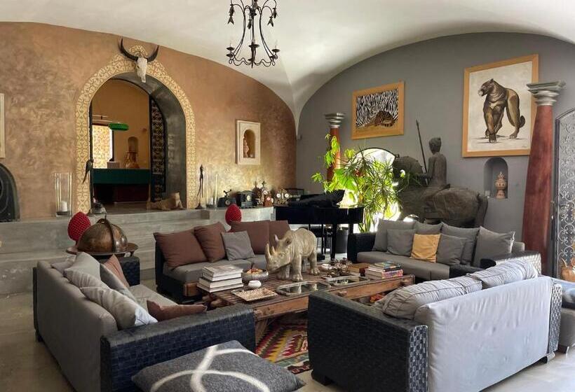 تختخواب و صبحانه Don Mario Resort Adults Only