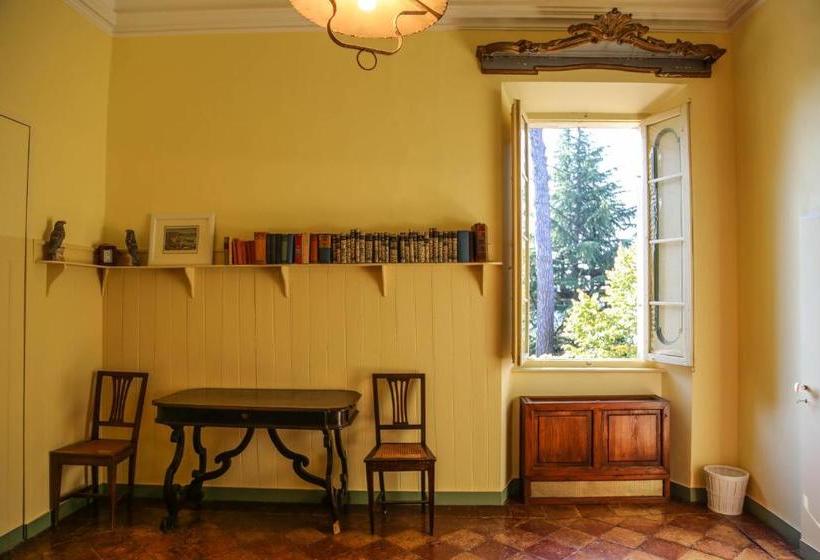 مبيت وإفطار Villa Malacari