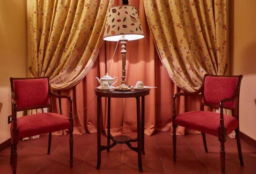 فندق Albergo Trattoria Il Leone