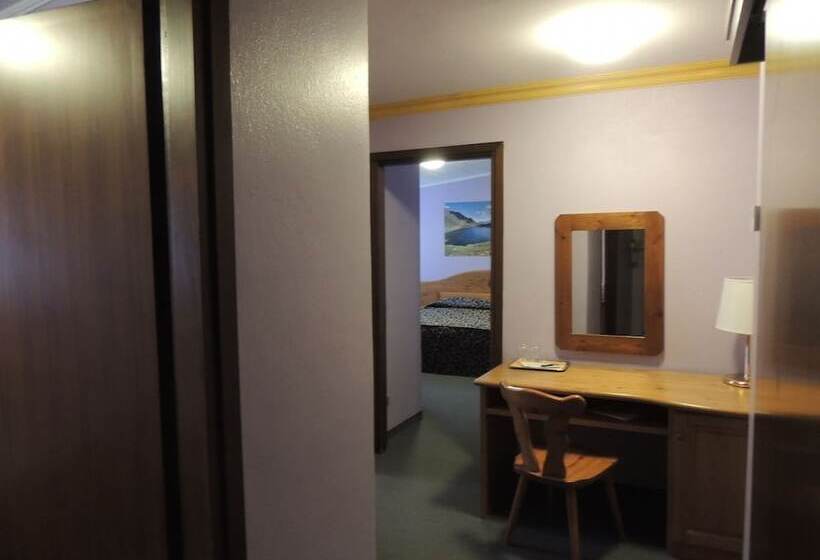 בית מלון כפרי Andossi