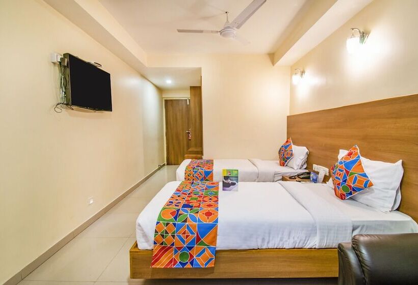 Fabhotel Jansi Deluxe   Nr Gandhipuram Bus Stand
