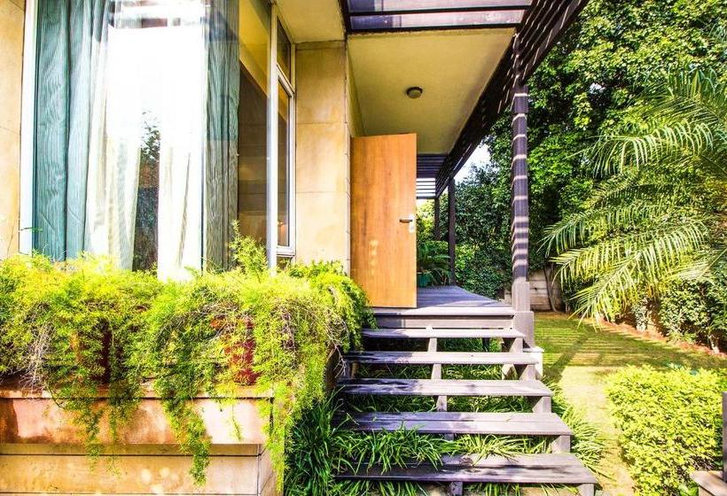 Отель Fab Raj Darbar Iffco