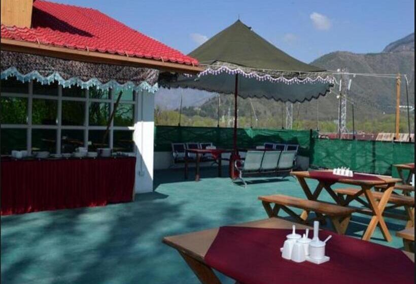 Hotel Green Leaf Srinagar