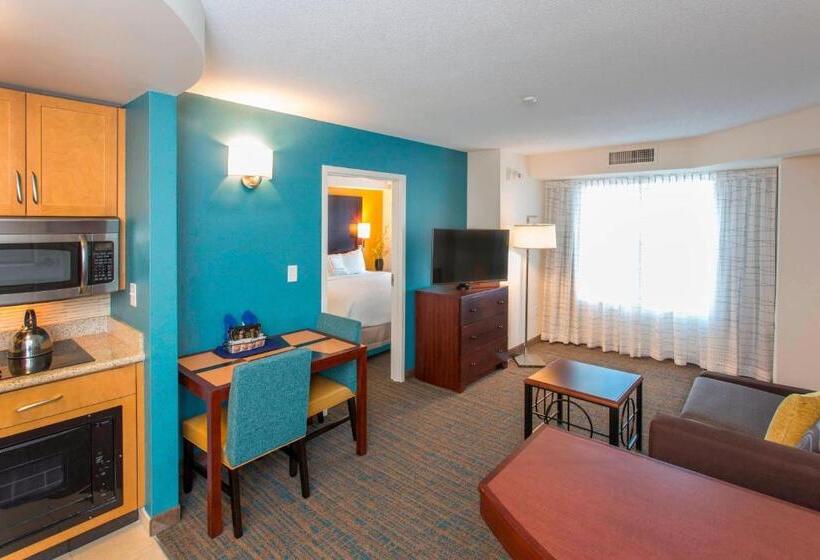 هتل Residence Inn By Marriott Moncton