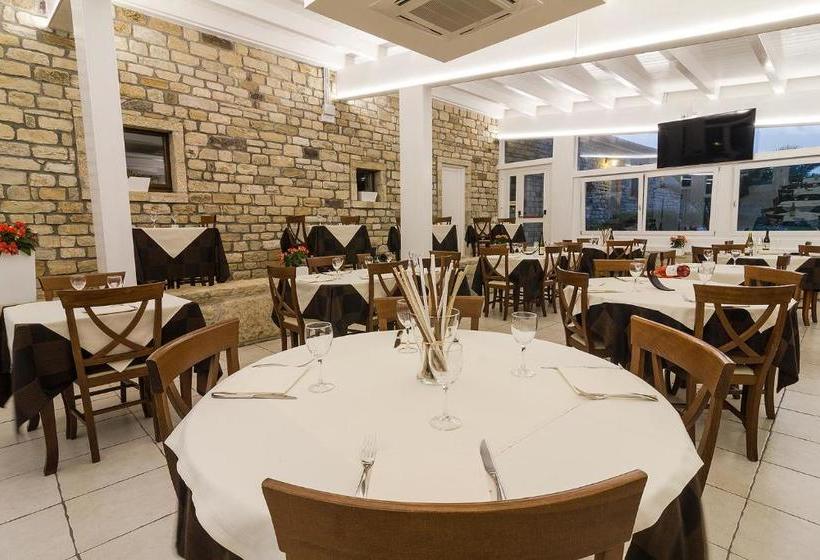 فندق Ristorante Solelago