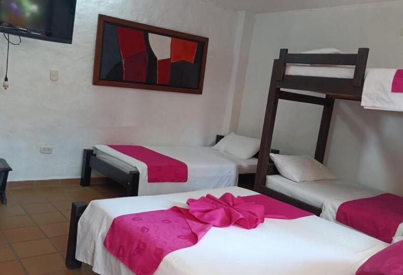 هتل Verano Resort San Gil