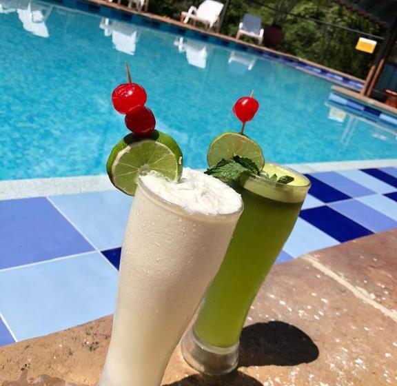 هتل Verano Resort San Gil