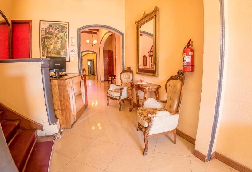هتل Victoria Hostal