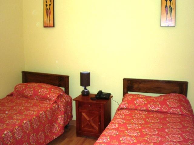 هتل Victoria Hostal