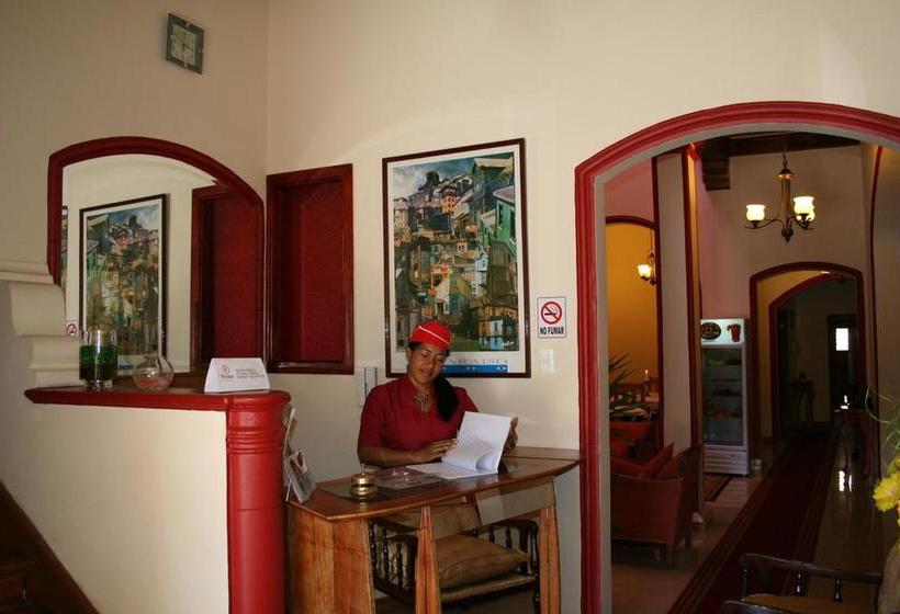 هتل Victoria Hostal