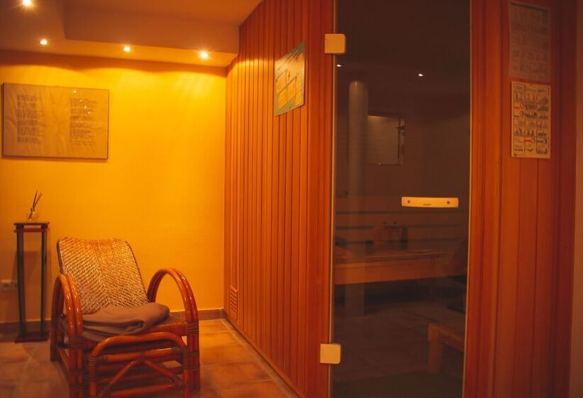 Отель Alpenrose