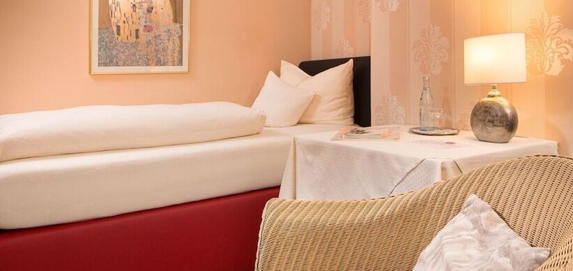 Отель Alpenrose