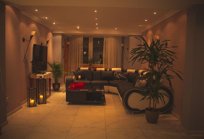 Отель Alpenrose