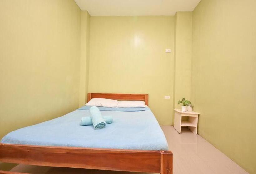 הוסטל Boracay Backpackers