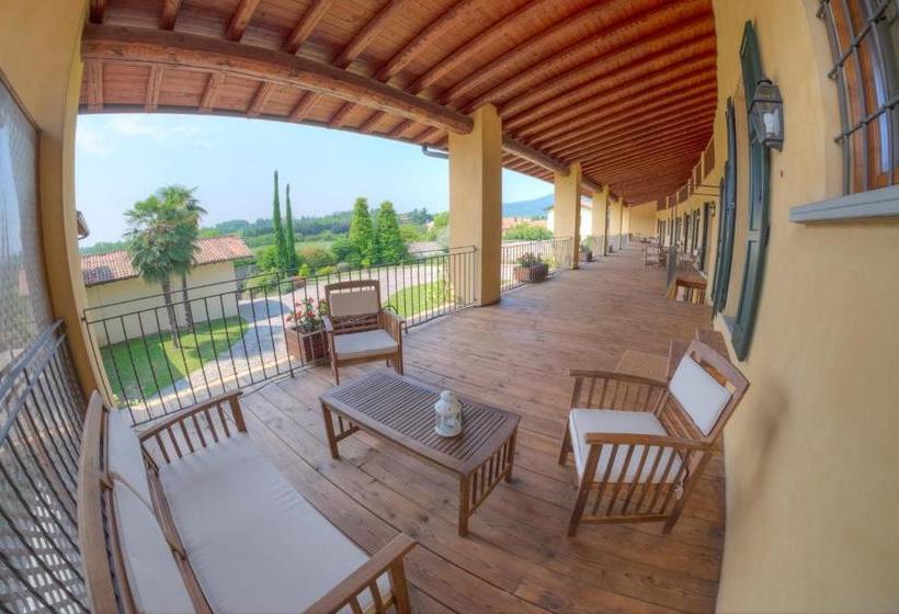 مبيت وإفطار Agriturismo Villa Antonella