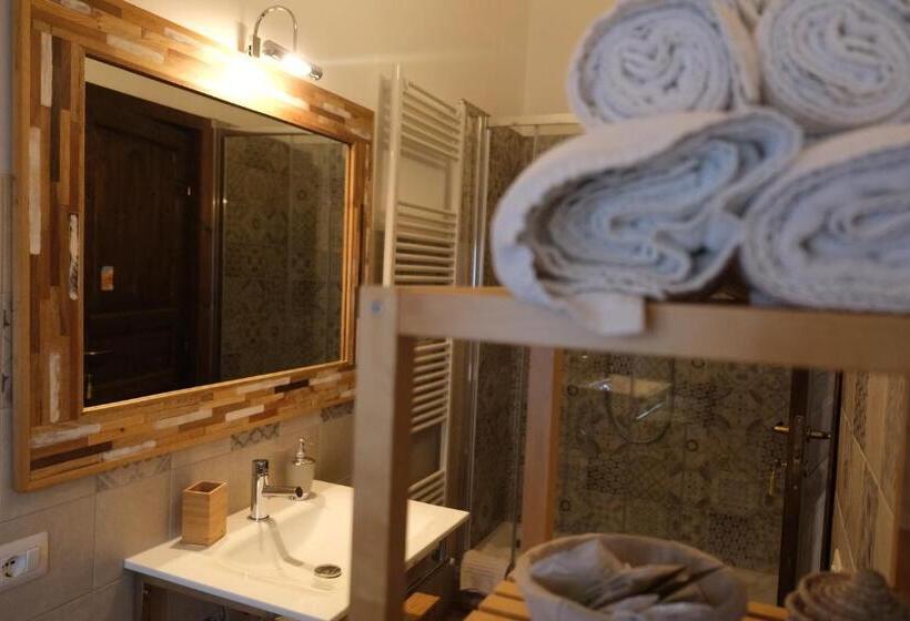 مبيت وإفطار Dimora Amina