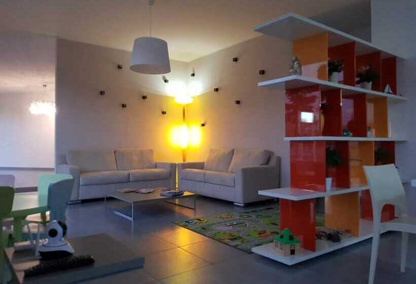 تختخواب و صبحانه Dodo House