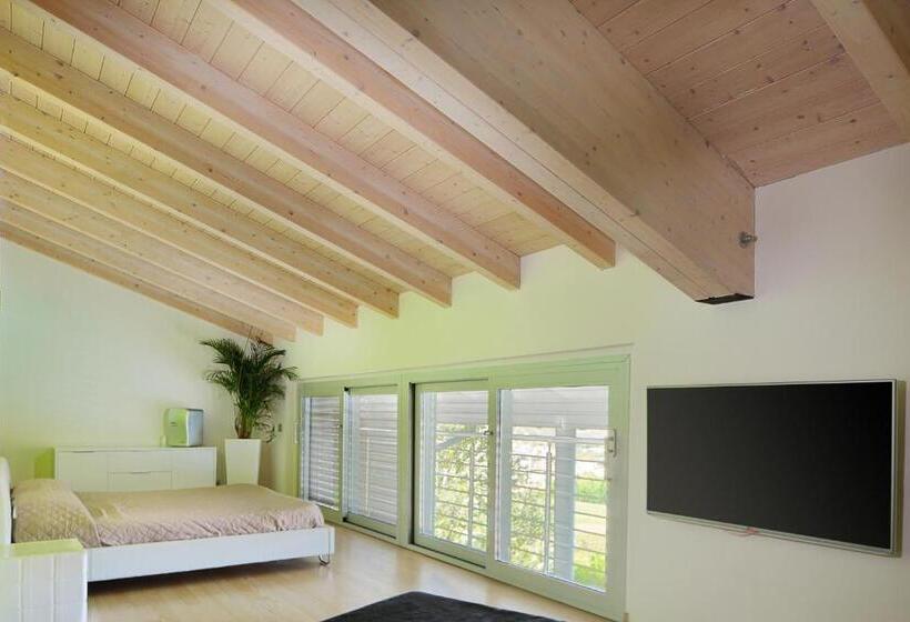 مبيت وإفطار Gelso Bianco Country Resort