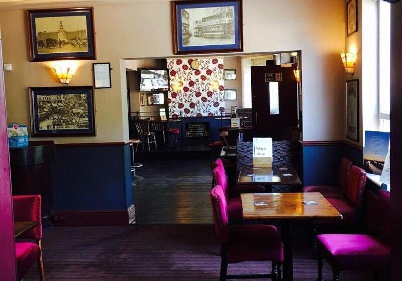 צימר The Bridge Inn