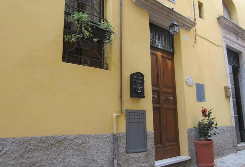 住宿加早餐  Antico Portale Ospitalità Diffusa