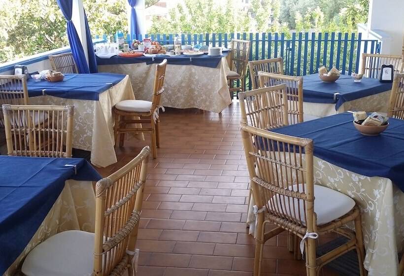 مبيت وإفطار Villa Betta