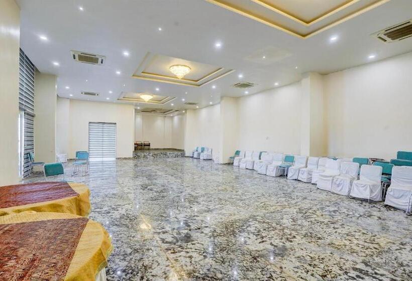 فندق Amrit Manthan