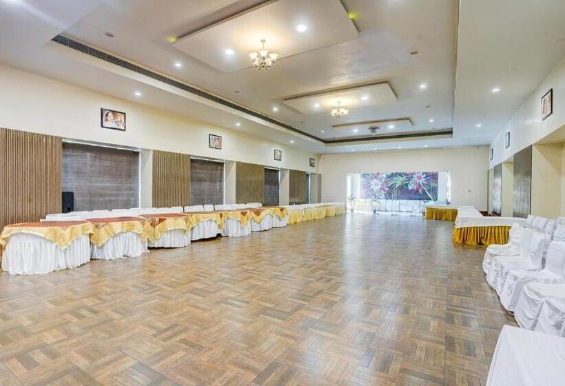 فندق Amrit Manthan