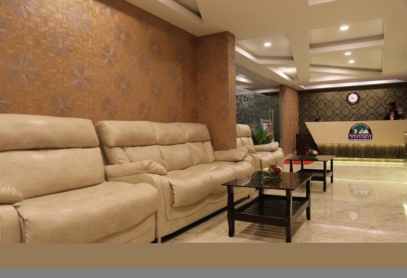 ホテル Fab Grand Savoury Suites