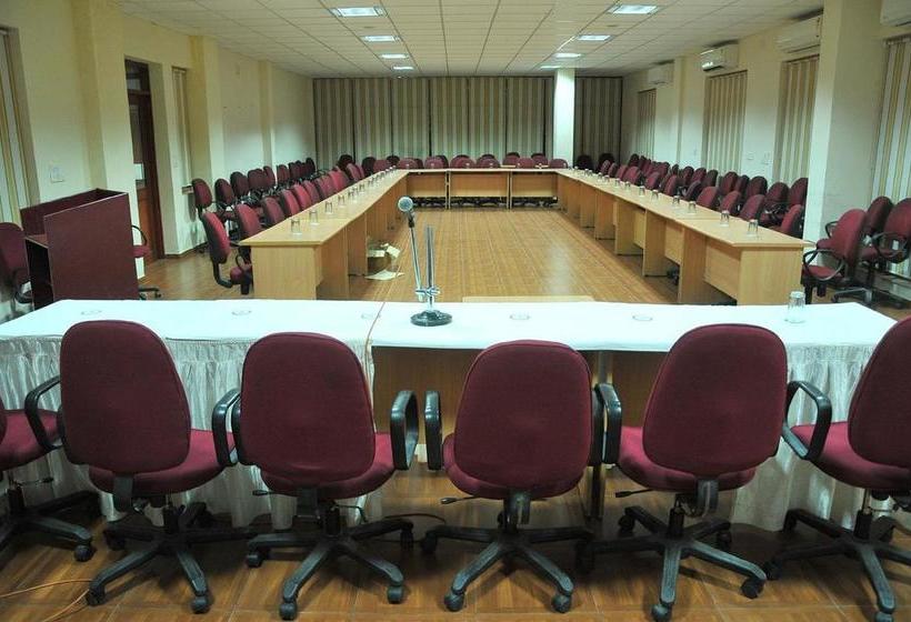 فندق Infocity Club And Resort