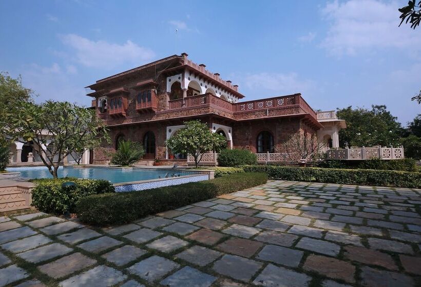 منتجع Khas Bagh