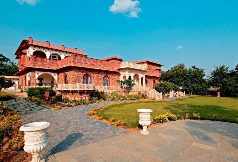 منتجع Khas Bagh