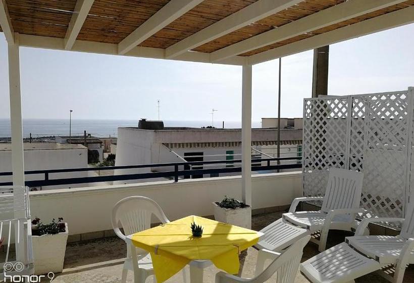 Bed And Breakfast Delfino Blu